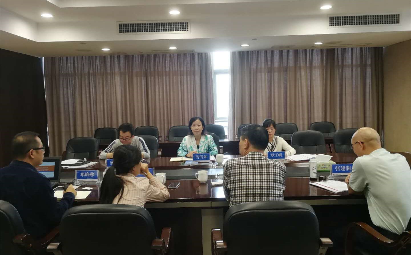 省國資委文明辦蒞臨發(fā)展養老公司檢查指導省文明單位創(chuàng  )建工作