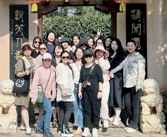 公司組織女員工開(kāi)展慶祝婦女節活動(dòng)